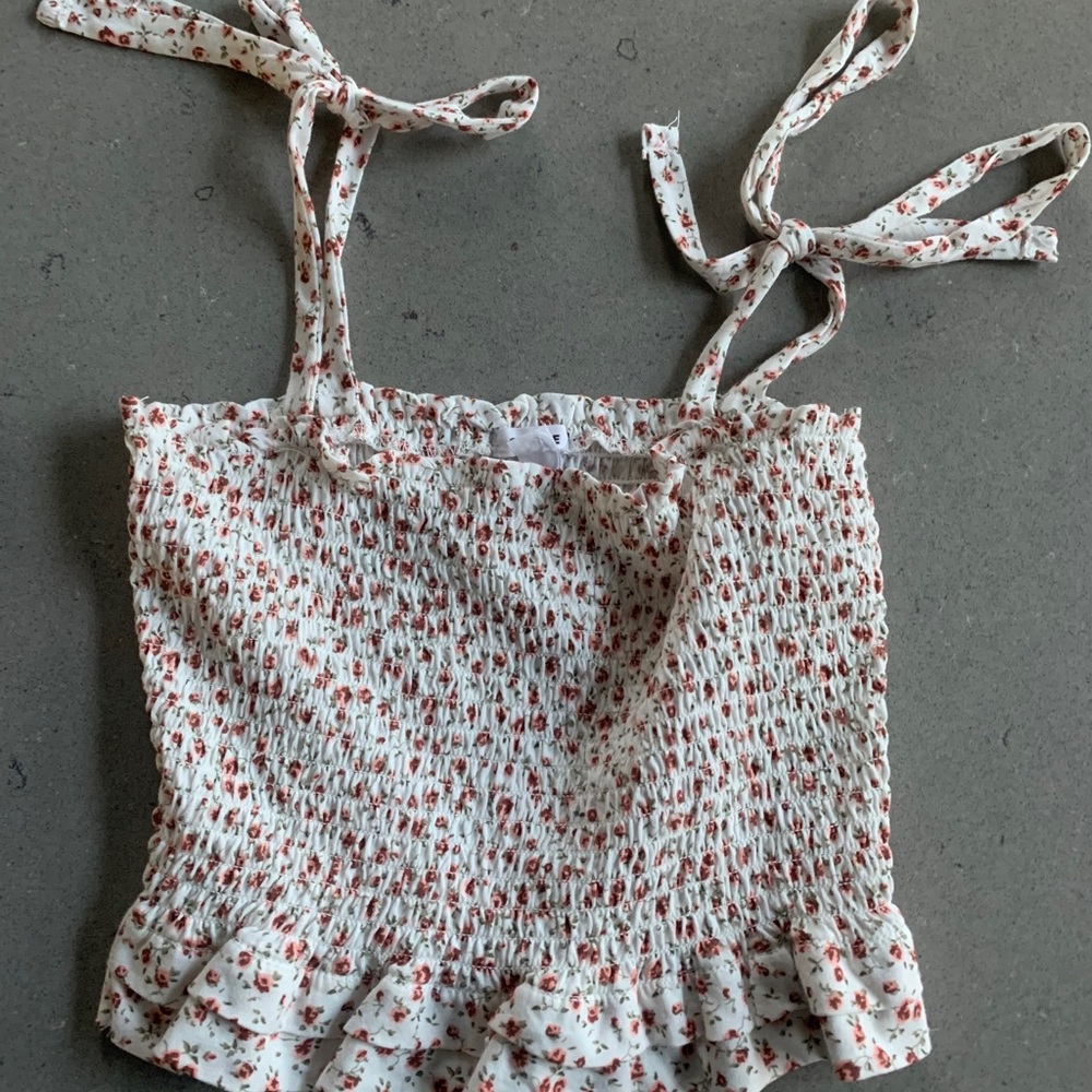 garage flower tank top